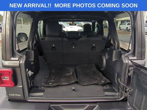 Certified 2022 Jeep Wrangler Unlimited Sahara image 31