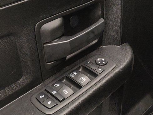 Used 2019 RAM 1500 Tradesman w/ Chrome Plus Package RWD image 27