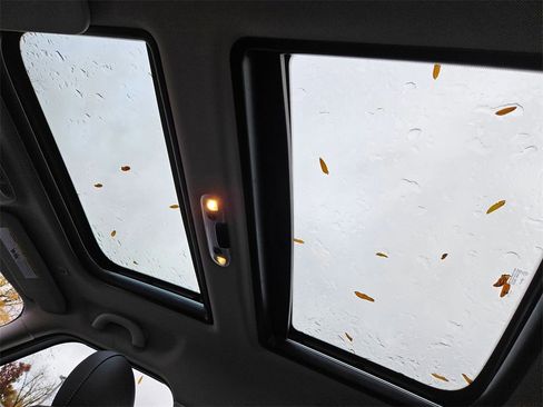 Used 2020 MINI Cooper Countryman S w/ Storage Package image 19