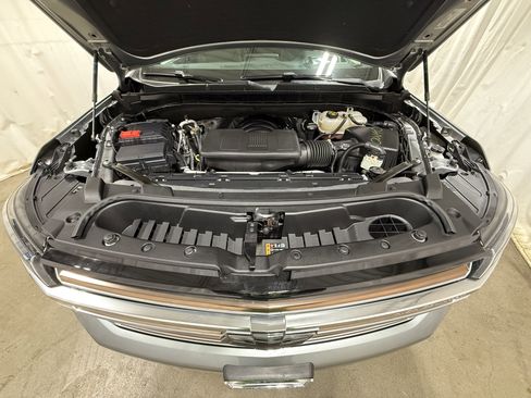 Certified 2023 Chevrolet Suburban High Country image 31