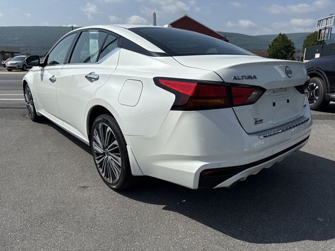 Used 2023 Nissan Altima 2.5 SL AWD/4WD image 6