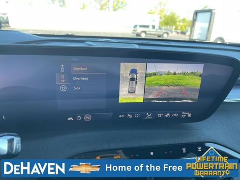 Used 2025 Buick Enclave Sport Touring FWD image 15