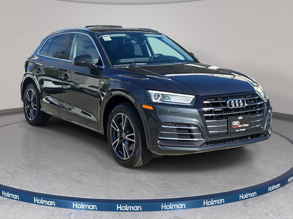 Used 2020 Audi Q5 e Premium w/ Convenience Package AWD/4WD image 4