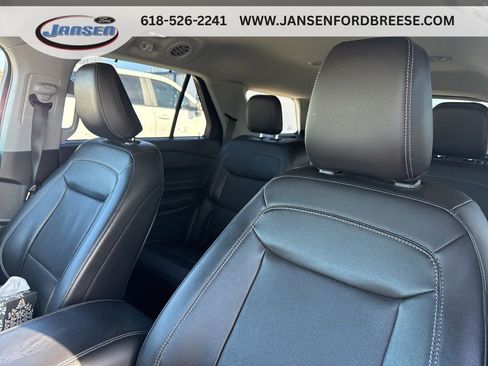 Used 2023 Ford Explorer Limited w/ Equipment Group 301A image 9