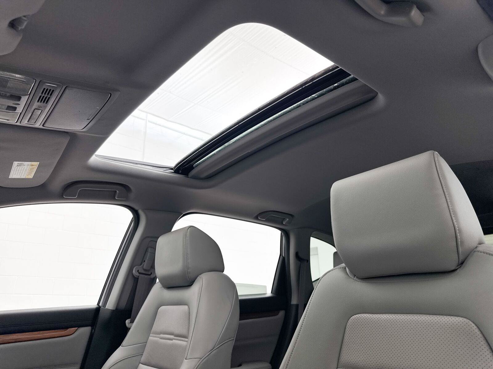 Used 2019 Honda CR-V EX-L image 3