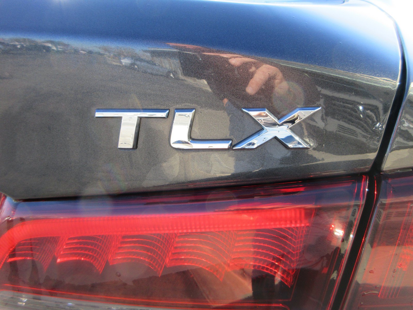 Used 2015 Acura TLX w/ Technology Package AWD/4WD image 8