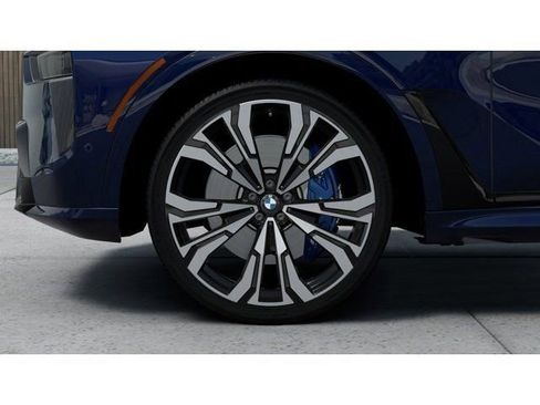 New 2027 BMW X7 xDrive40i w/ Executive Package AWD/4WD image 7