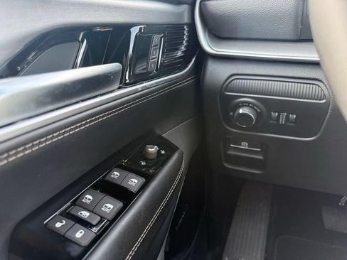 New 2026 Jeep Grand Wagoneer Limited w/ Premium Group II AWD/4WD image 7