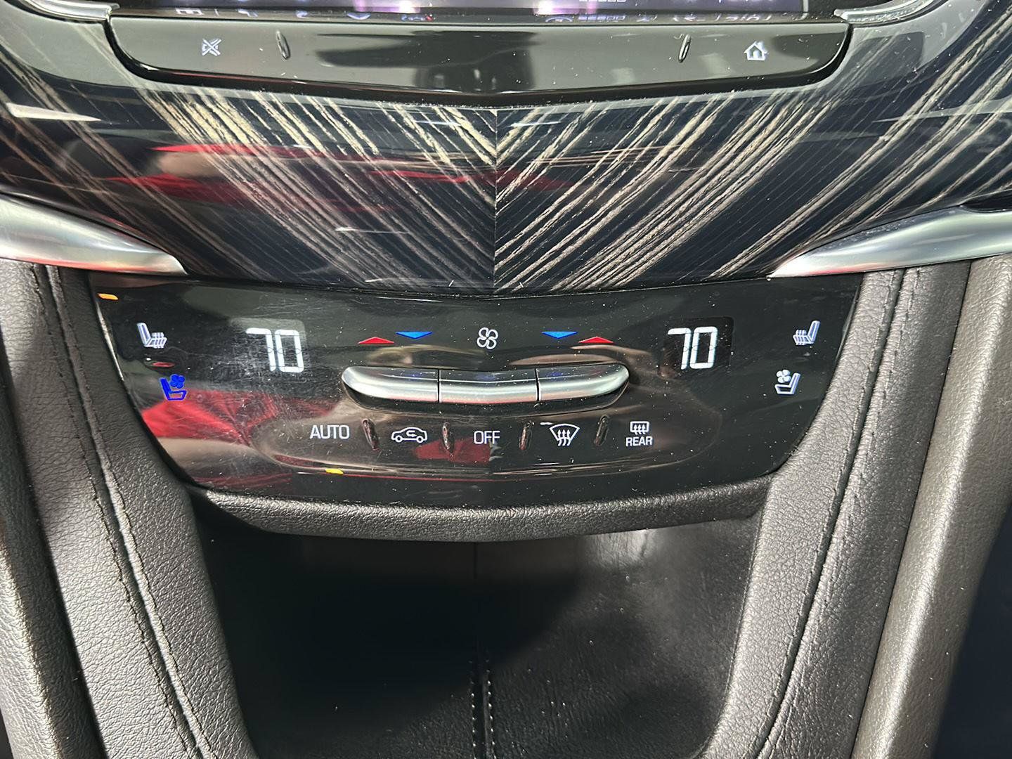 Used 2024 Cadillac XT6 Premium Luxury AWD/4WD image 22