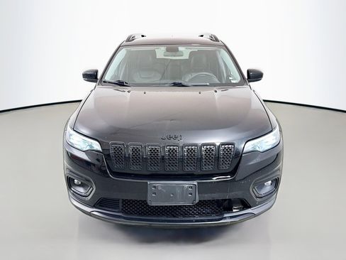 Used 2020 Jeep Cherokee Altitude image 2