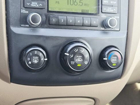 Used 2009 Kia Sportage LX FWD image 16
