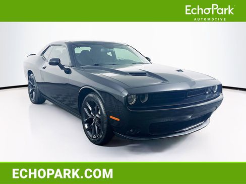 Used 2022 Dodge Challenger SXT w/ Blacktop Package image 1