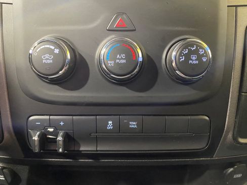 Used 2018 RAM 3500 Tradesman w/ Popular Equipment Group image 12