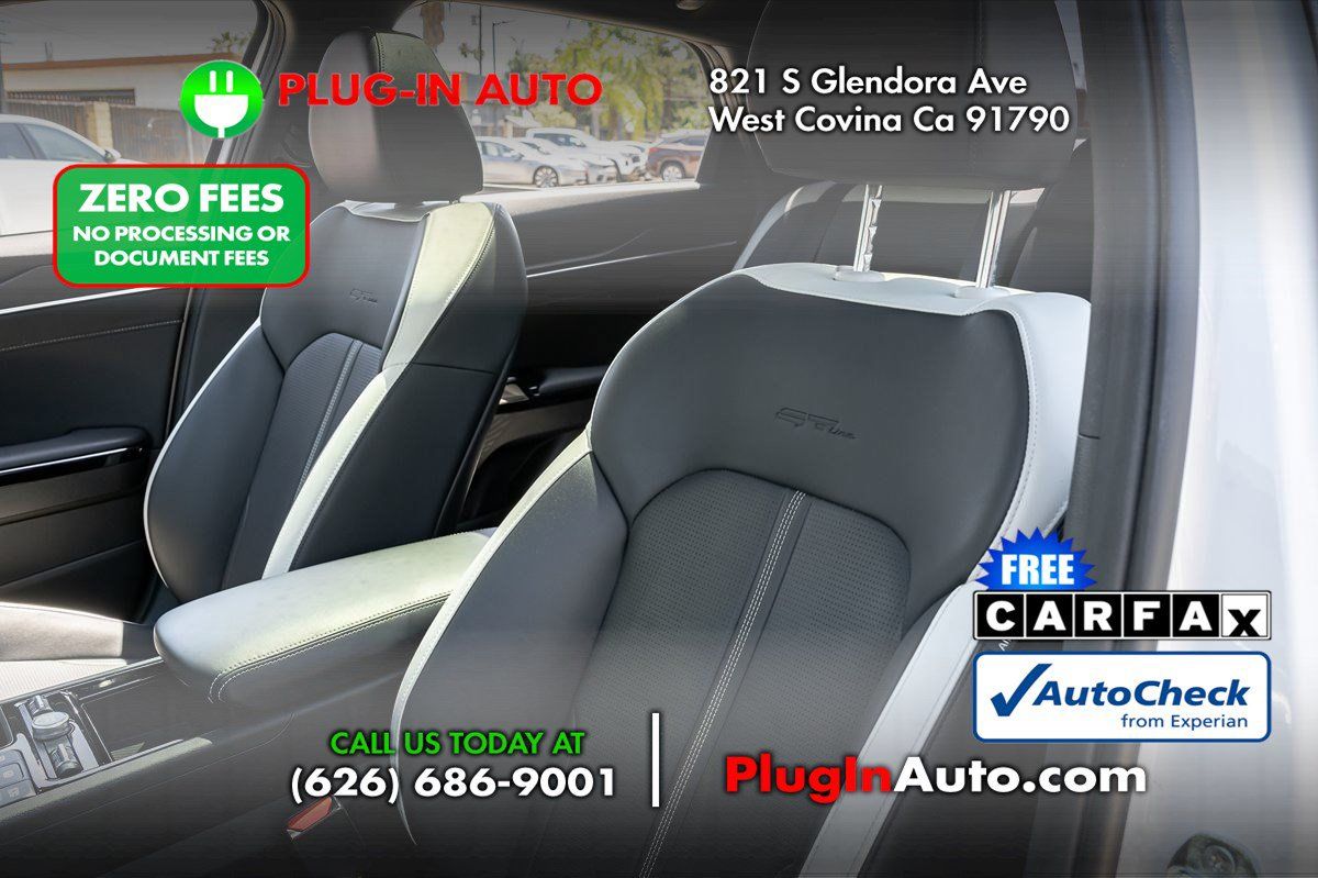 Used 2025 Kia K5 GT-Line w/ GT-Line Premium Package FWD image 8