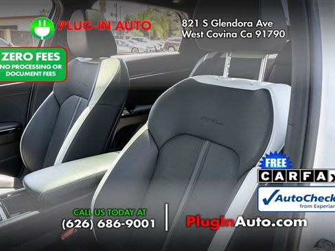 Used 2025 Kia K5 GT-Line w/ GT-Line Premium Package FWD image 8