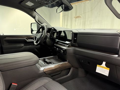 New 2026 Chevrolet Silverado 2500 LT w/ Trail Boss Package image 15