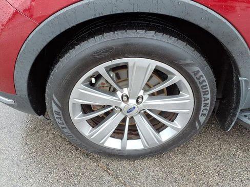 Used 2018 Ford Explorer Limited w/ Ford Safe & Smart Package image 10