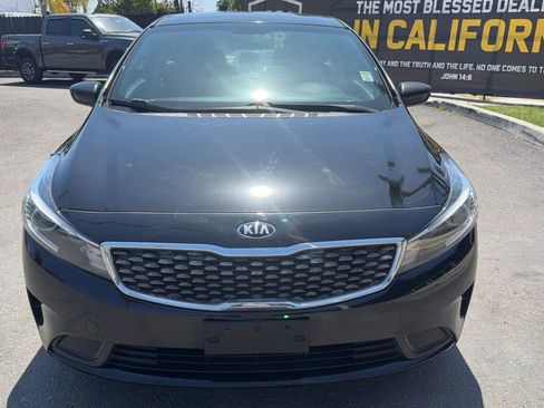 Used 2018 Kia Forte S FWD image 3