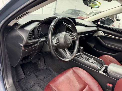 Used 2023 MAZDA MAZDA3 s image 17