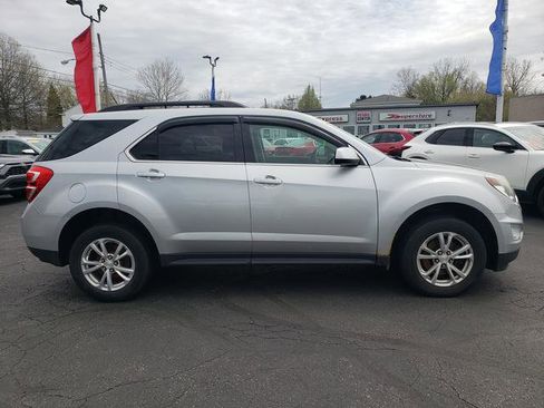 Used 2016 Chevrolet Equinox LT image 2