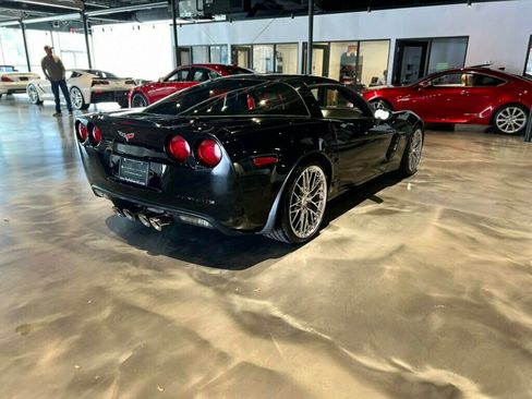 Used 2006 Chevrolet Corvette Z06 w/ Preferred Equipment Group image 5