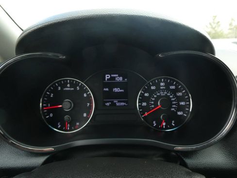 Used 2017 Kia Forte LX FWD image 14