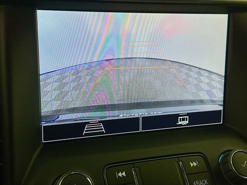 Used 2023 GMC Acadia SLE w/ Driver Convenience Package image 23