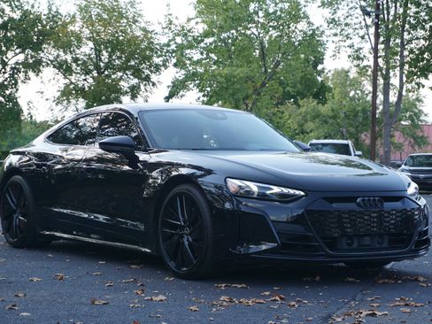 Used 2022 Audi e-tron GT Prestige w/ Prestige Package AWD/4WD image 3