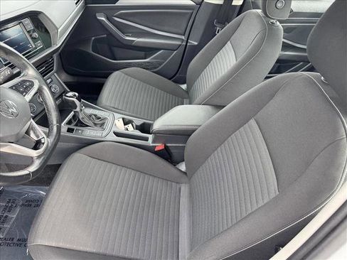 Used 2024 Volkswagen Jetta S image 10