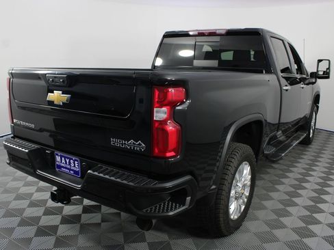 Used 2022 Chevrolet Silverado 2500 High Country w/ Safety Package II AWD/4WD image 27