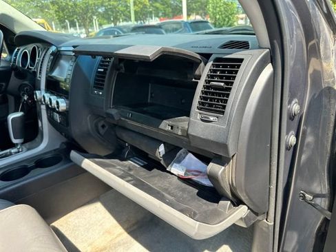 Used 2010 Toyota Sequoia Limited AWD/4WD image 20