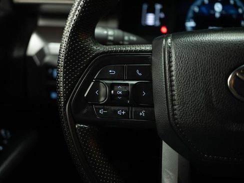 Used 2024 Toyota Tacoma SR5 AWD/4WD image 24