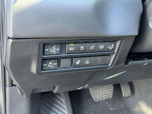 Used 2024 Toyota Tundra Platinum image 22