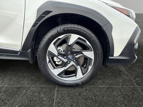 Used 2024 Subaru Crosstrek 2.5i Limited image 9