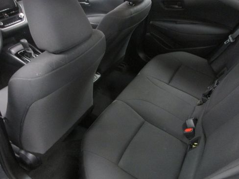 Used 2023 Toyota Corolla LE FWD image 21