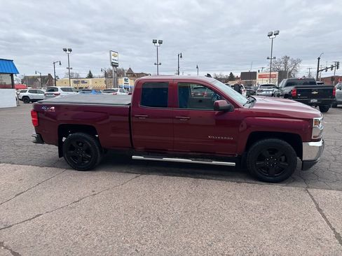 Used 2017 Chevrolet Silverado 1500 LT w/ All Star Edition image 6