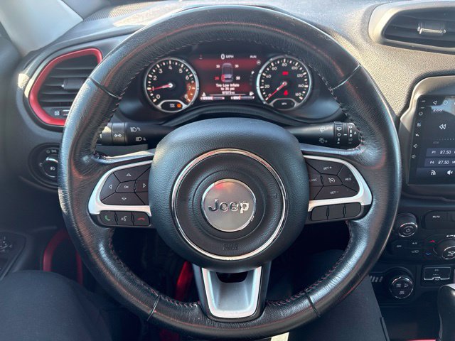 Used 2018 Jeep Renegade Trailhawk AWD/4WD image 16