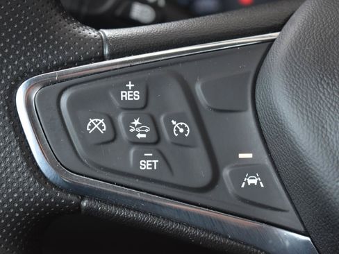 Used 2021 Chevrolet Equinox LS w/ LS Convenience Package FWD image 6