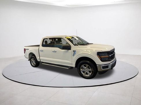 Used 2025 Ford F150 XLT w/ Equipment Group 301A Standard AWD/4WD image 9