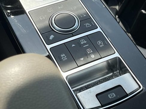Used 2020 Land Rover Discovery HSE AWD/4WD image 38