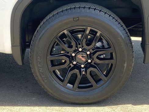 New 2025 GMC Sierra 1500 Elevation w/ Preferred Package AWD/4WD image 28