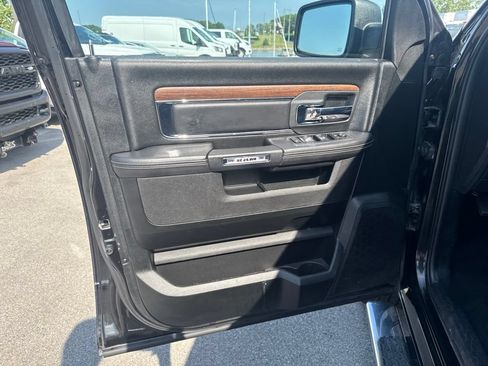 Used 2018 RAM 1500 Laramie AWD/4WD image 17