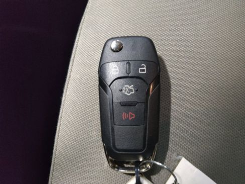 Used 2018 Ford EcoSport S FWD image 32