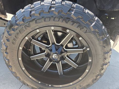 Used 2015 Ford F250 King Ranch w/ FX4 Off-Road Package AWD/4WD image 15
