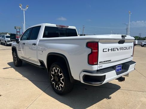Certified 2024 Chevrolet Silverado 2500 LTZ w/ LTZ Plus Package AWD/4WD image 3