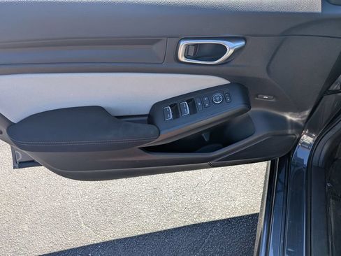 Used 2024 Honda Civic LX image 10