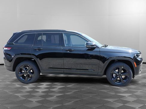 New 2026 Jeep Grand Cherokee Limited AWD/4WD image 8