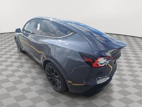 Used 2021 Tesla Model Y Long Range AWD/4WD image 14
