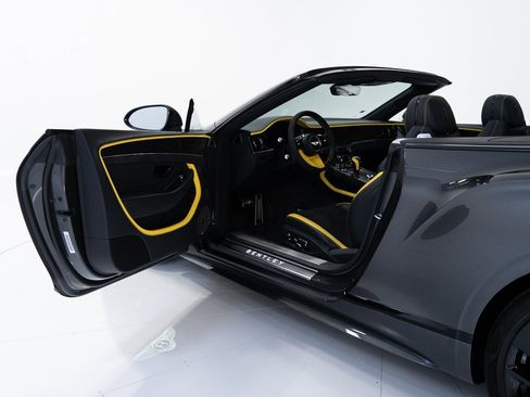 Certified 2025 Bentley Continental GT Speed image 17