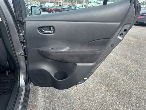 Used 2015 Nissan Leaf S w/ Charge Package image 16